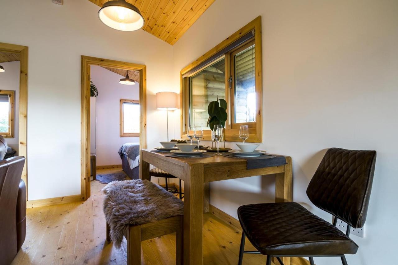 Laurel Lodge - 2 Bedroom Log Cabin - St Florence Saint Florence Zewnętrze zdjęcie